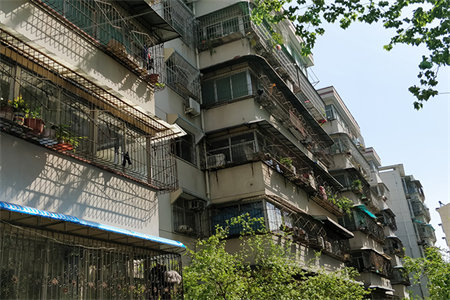 城西公园世家3室1厅1卫103m2精装修